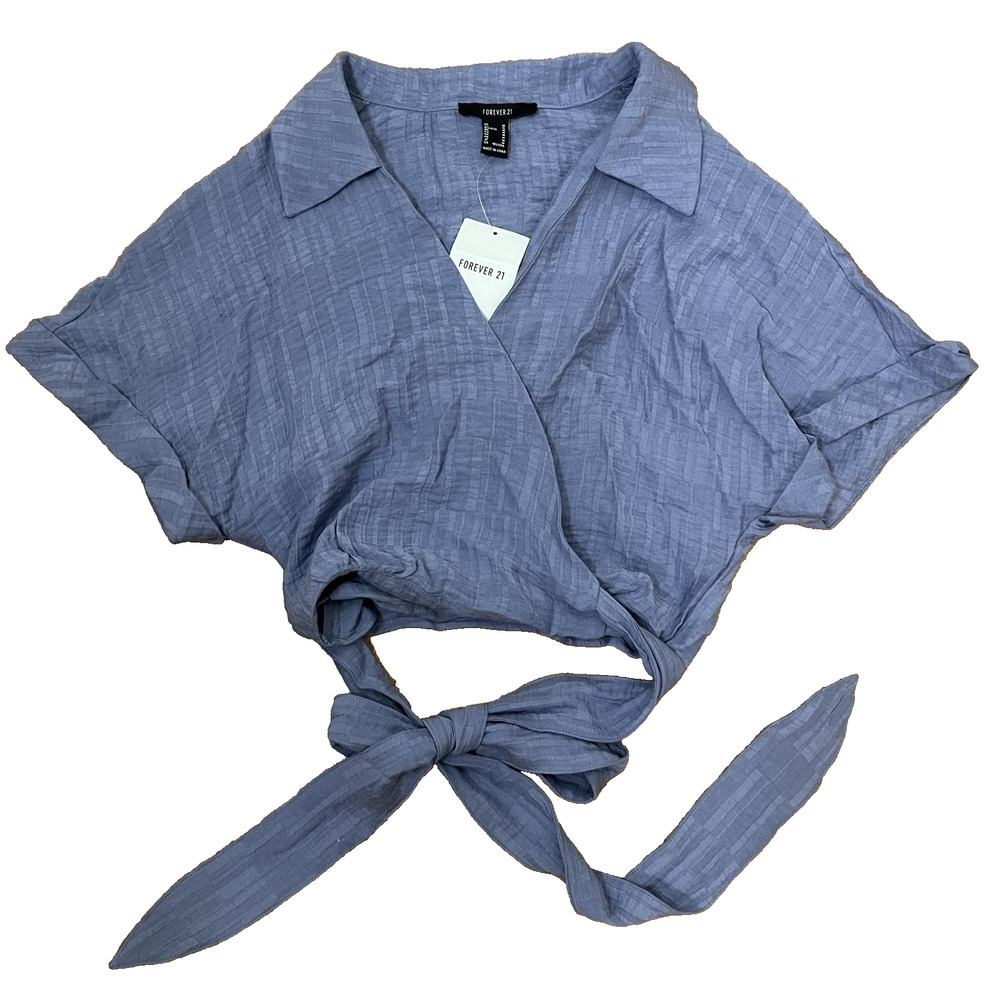 NEW! Forever 21 blue textured cropped wrap short sleeve top size medium